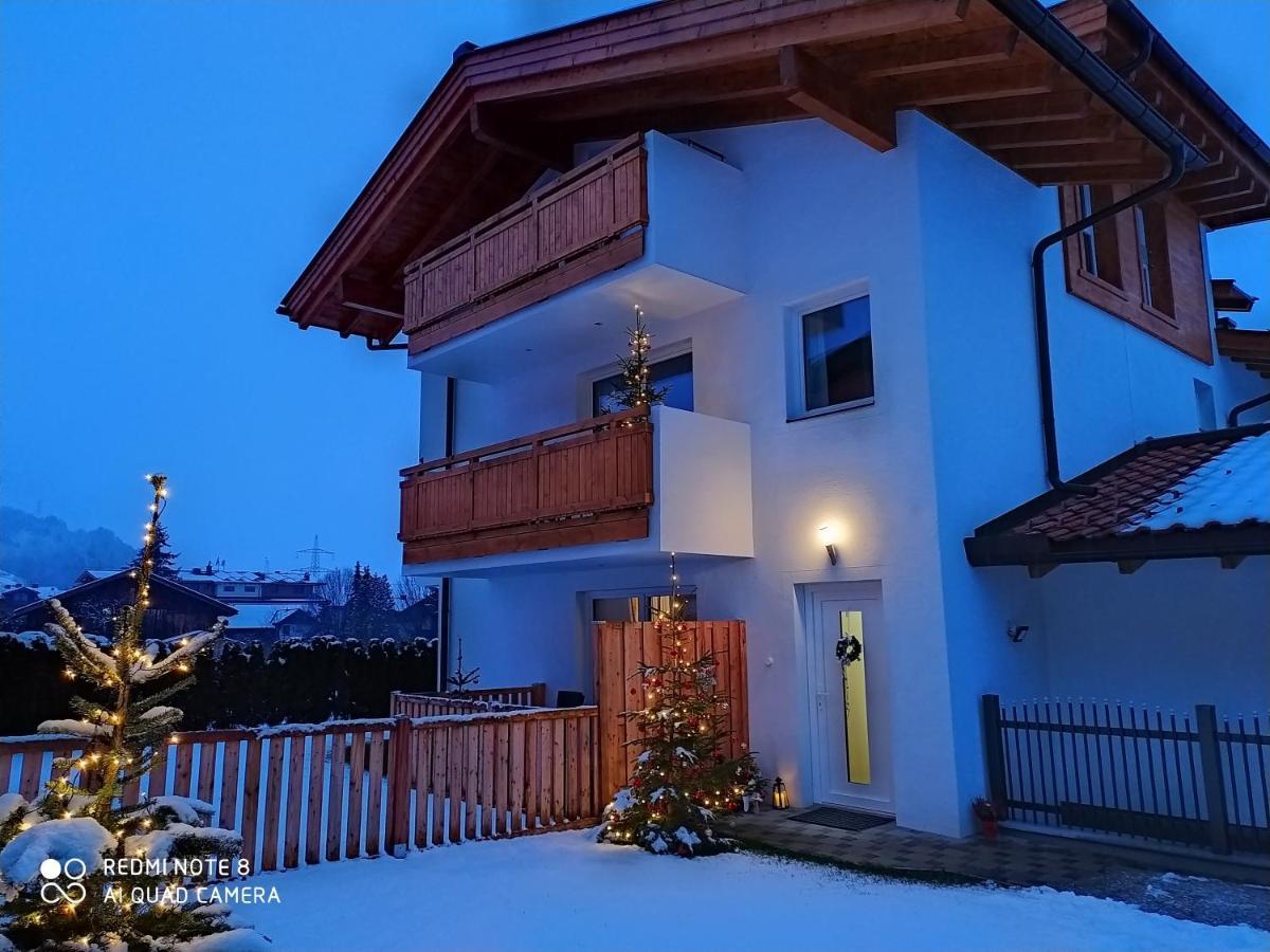 Alp-In Lodges カプルーン エクステリア 写真