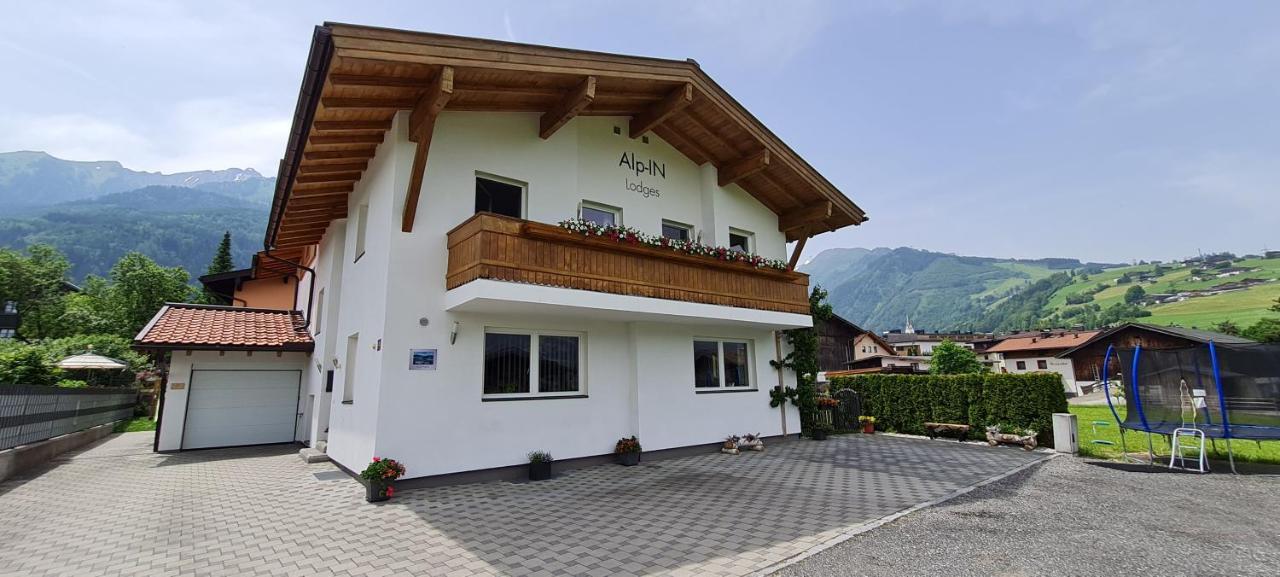 Alp-In Lodges カプルーン エクステリア 写真