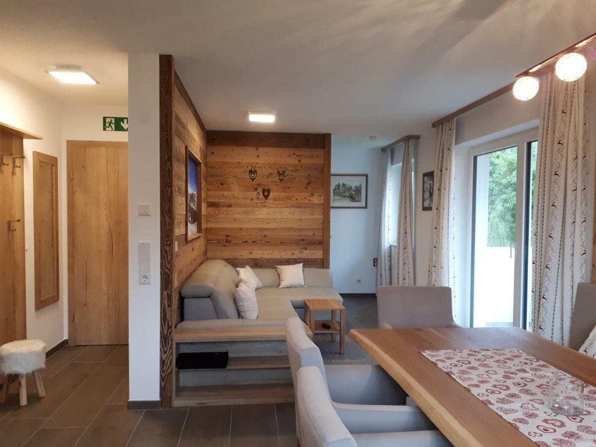 Alp-In Lodges カプルーン エクステリア 写真